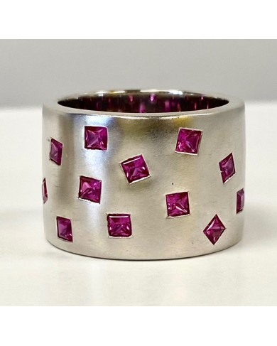 N1032 - fuchsia
