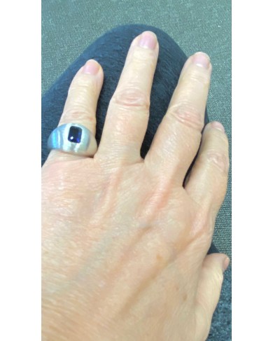 N1011 - black