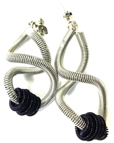 SGP Primavera black earrings